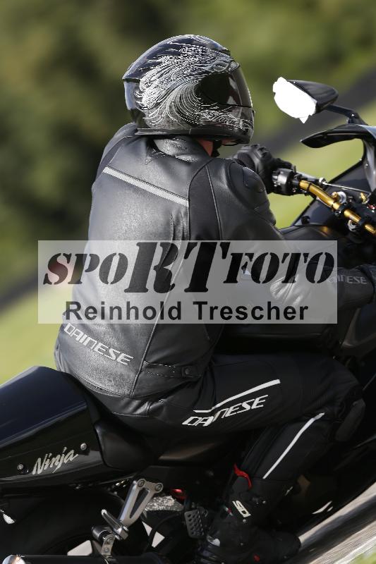 /53 16.09.2025 Track Day Domi Aegerter ADR/Gruppe gruen/44